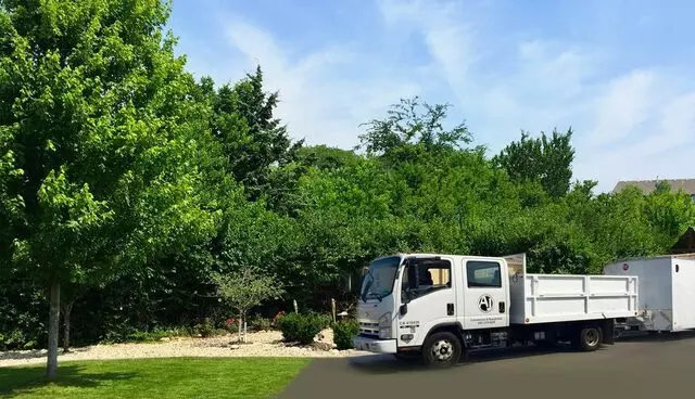 Alan Jack Lawn Service