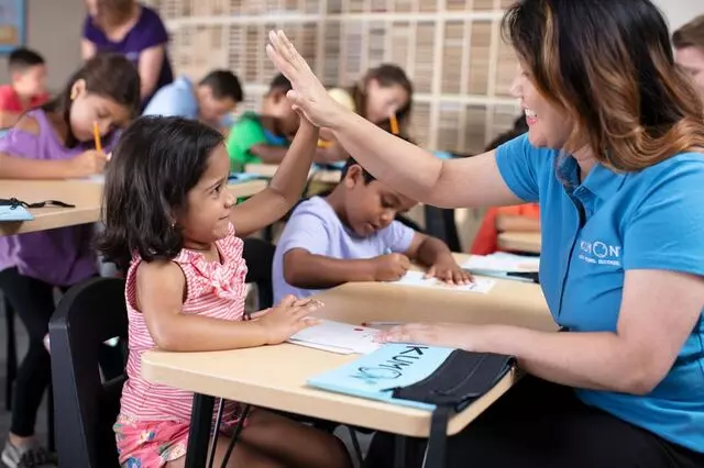 Kumon Math and Reading Center of Bakersfield - Seven Oaks