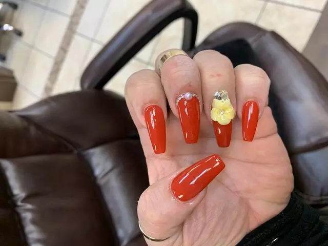 Luxury Nails and Spa