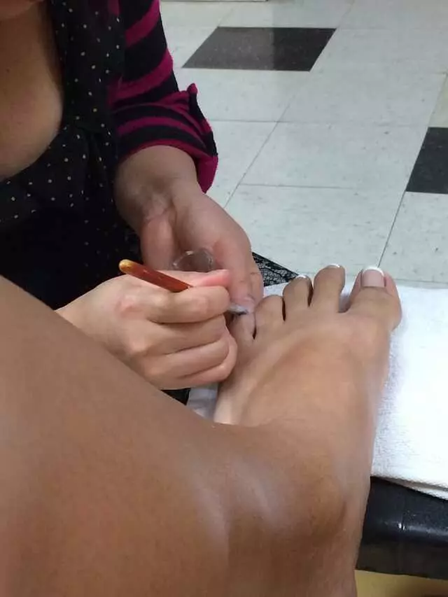 Artist Nail & Spa