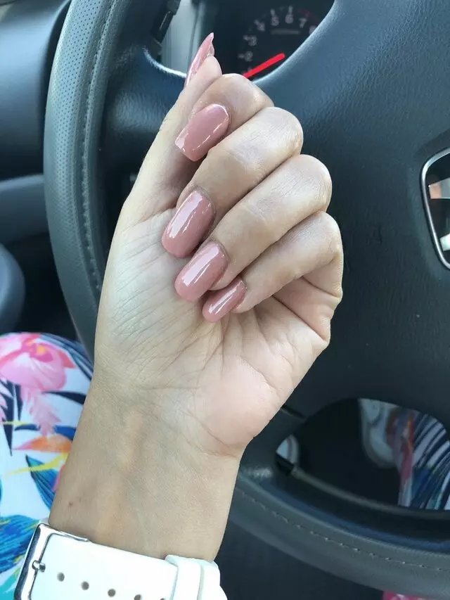 Artist Nail & Spa
