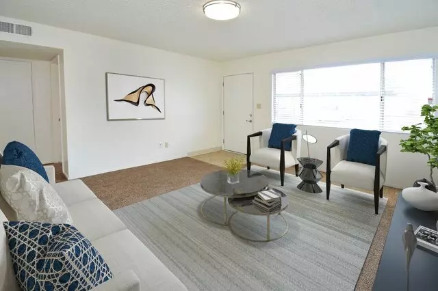 Panorama Pines Apartments