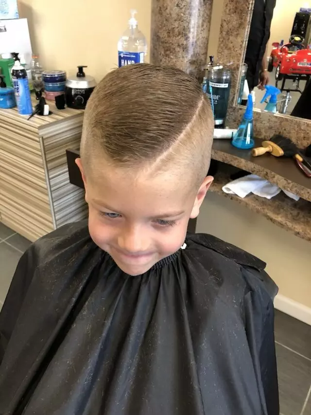 5 Stars Barber Shop