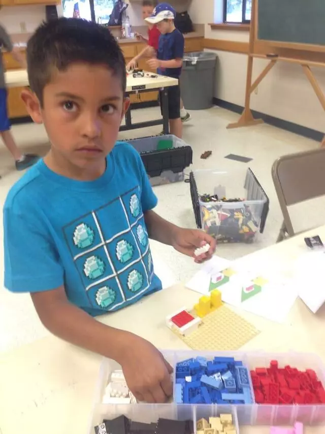 Bricks 4 Kidz - Bakersfield