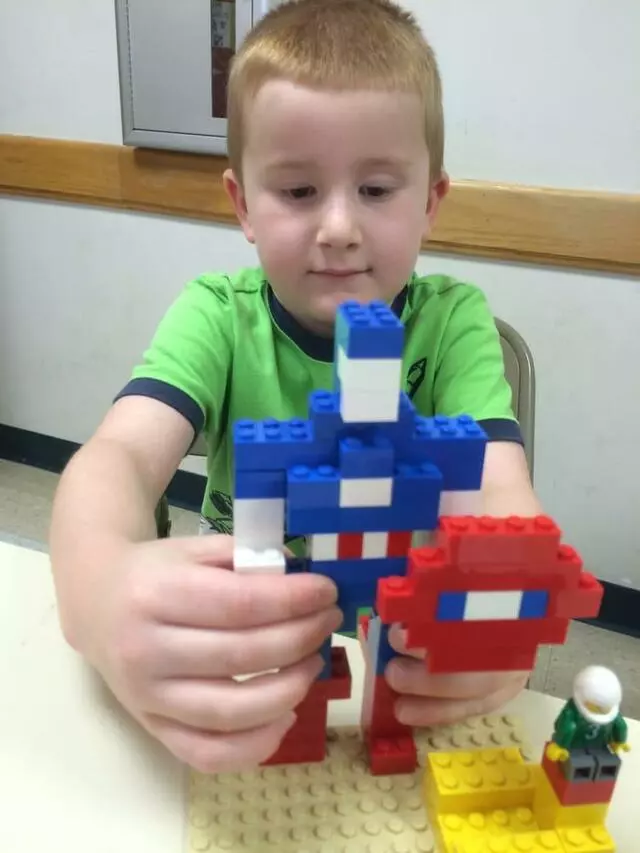 Bricks 4 Kidz - Bakersfield