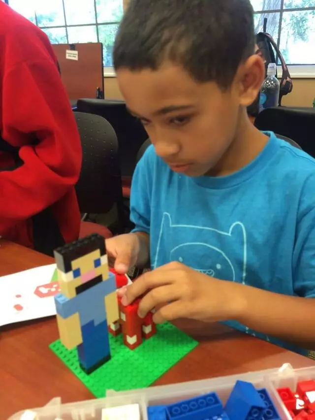 Bricks 4 Kidz - Bakersfield