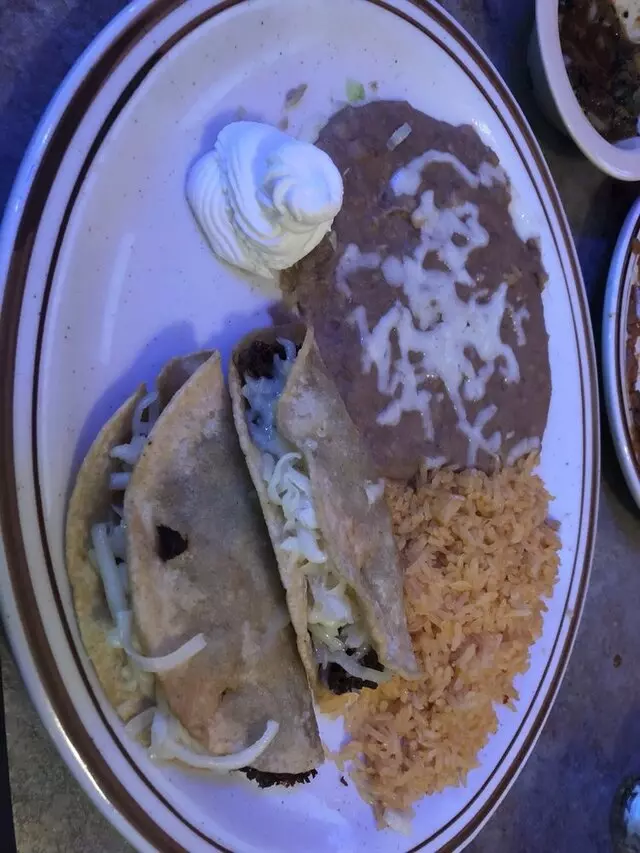 Los Panchos Restaurant and Bar