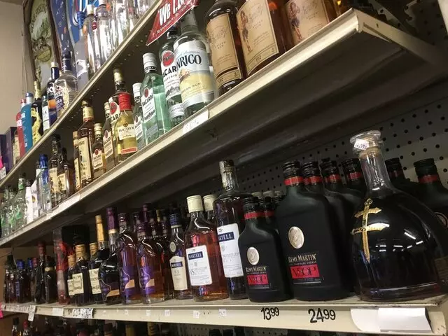 Fred's Country Liquors