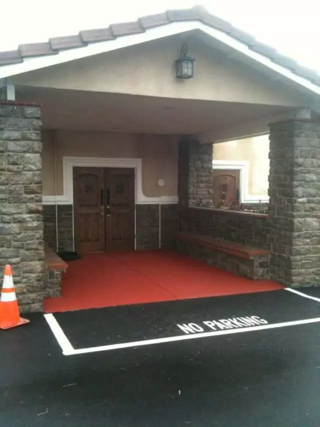 Patino&apos;s Food Service