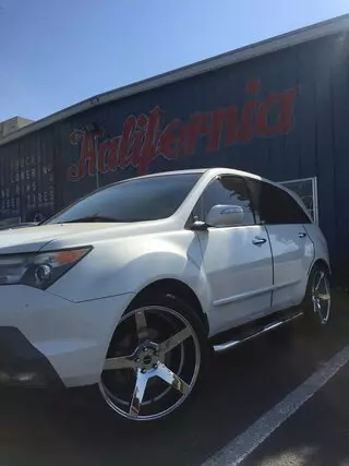 Kalifornia Wheels & Tires