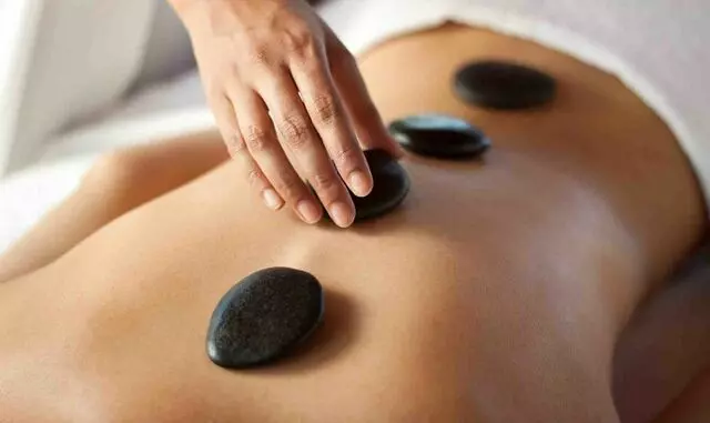 Kara&apos;s Massage