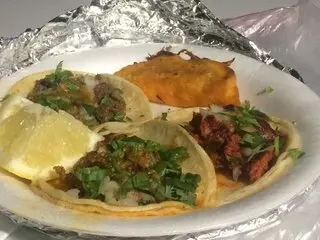Tortas Ahogadas El Chapulin Martinez