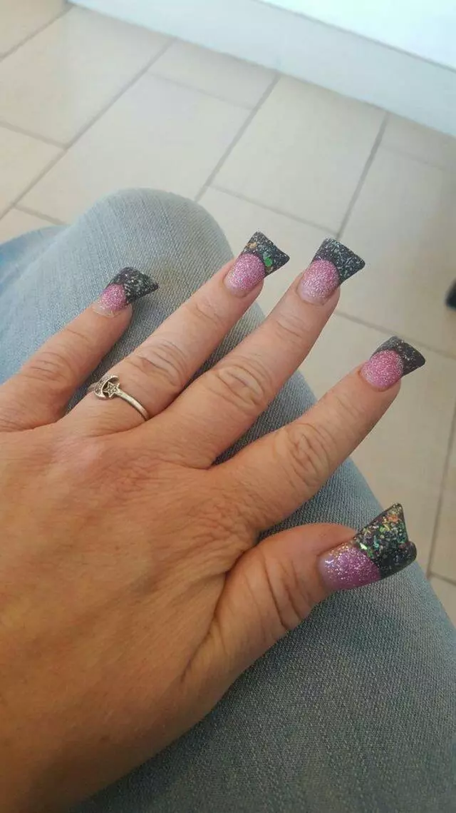 All Seasons Nails & Spa