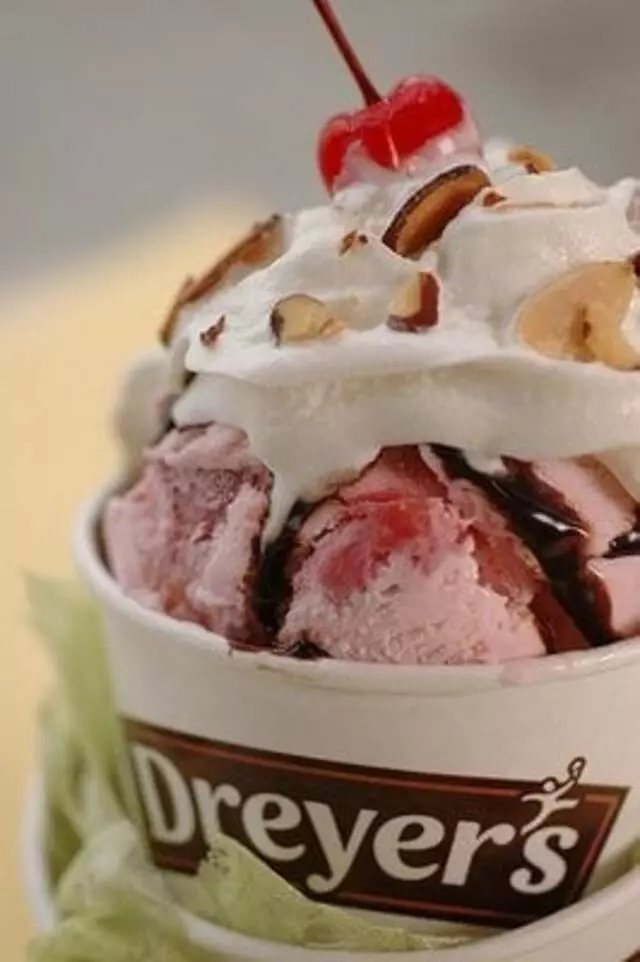 Dreyer&apos;s Ice Cream Parlor