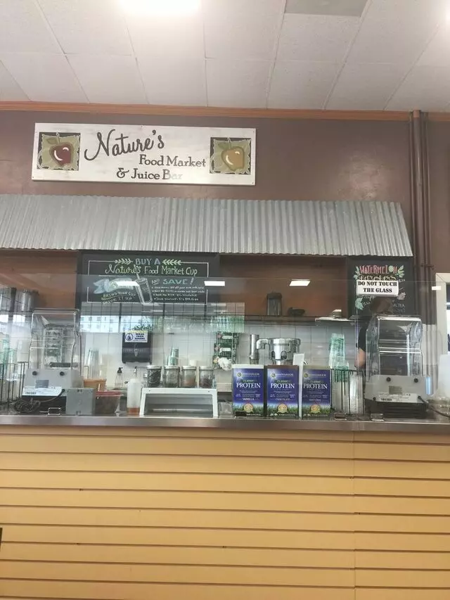 Nature&apos;s Food Market and Juice Bar