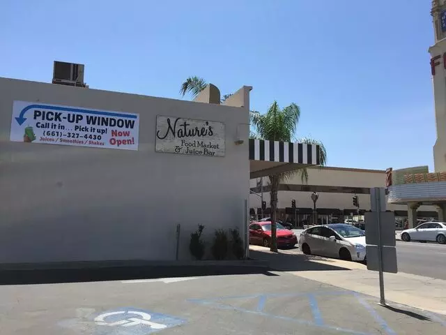 Nature&apos;s Food Market and Juice Bar
