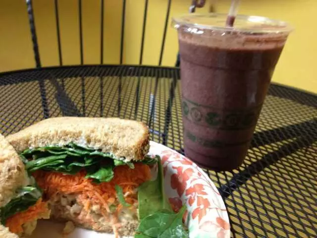 Nature&apos;s Food Market and Juice Bar