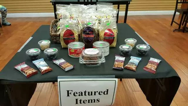 Nature&apos;s Food Market and Juice Bar