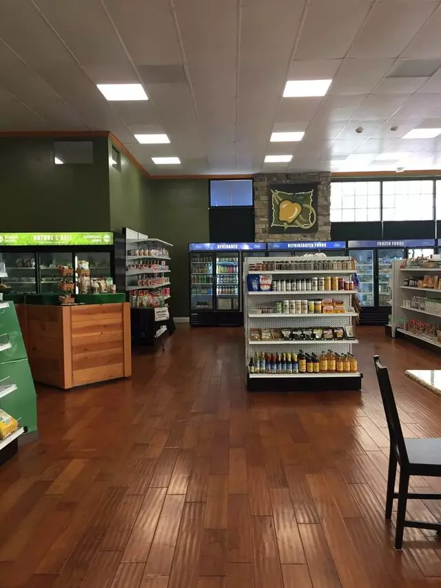 Nature&apos;s Food Market and Juice Bar