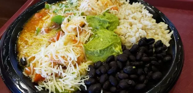 Victor&apos;s Mexican Grill