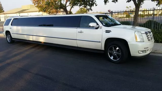A Cut Above Limousine