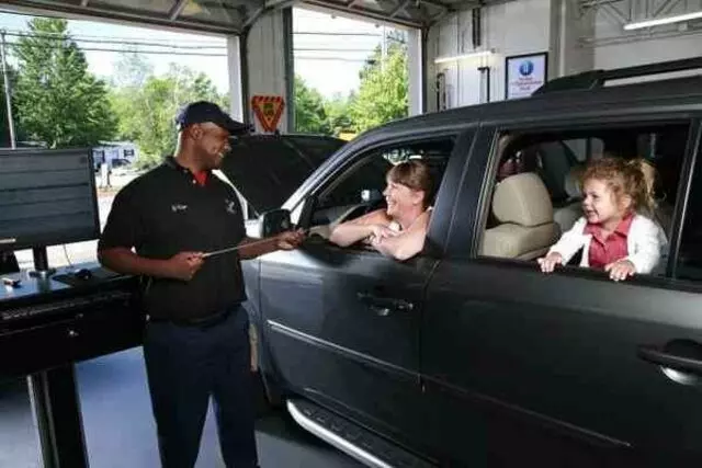 Valvoline Instant Oil Change
