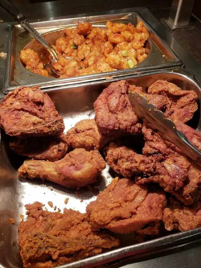 HomeTown Buffet