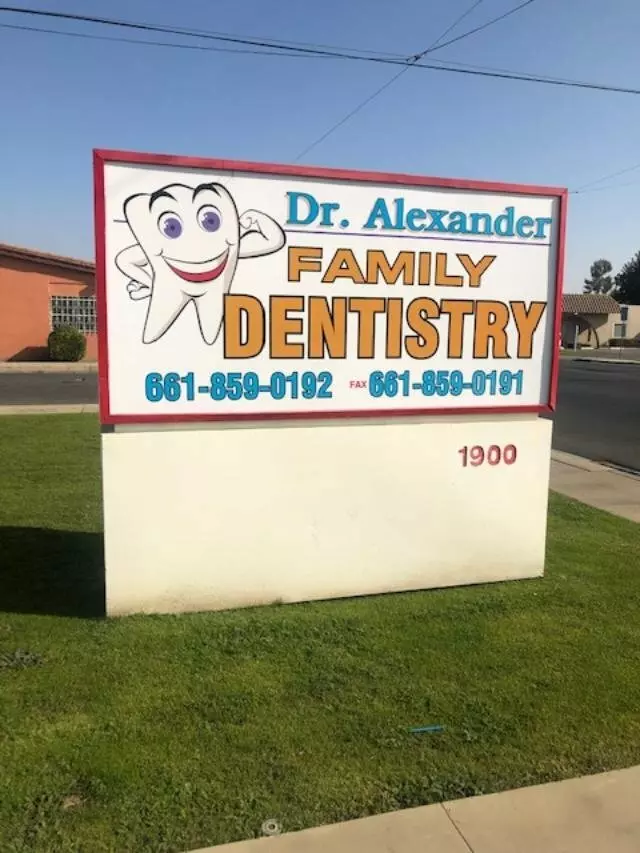 Alexander Leonarda DDS