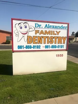 Alexander Leonarda DDS