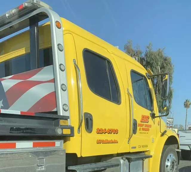 H & S Body Works & Towing