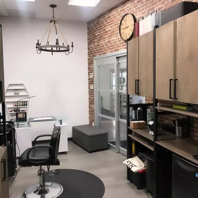 antidote salon