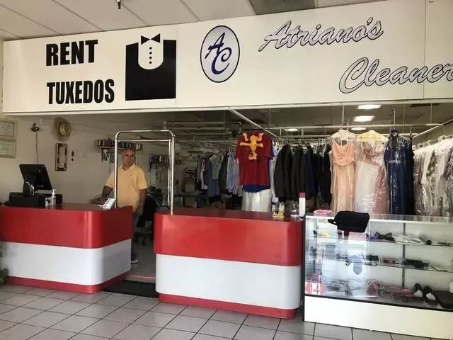 Atriano&apos;s Cleaners