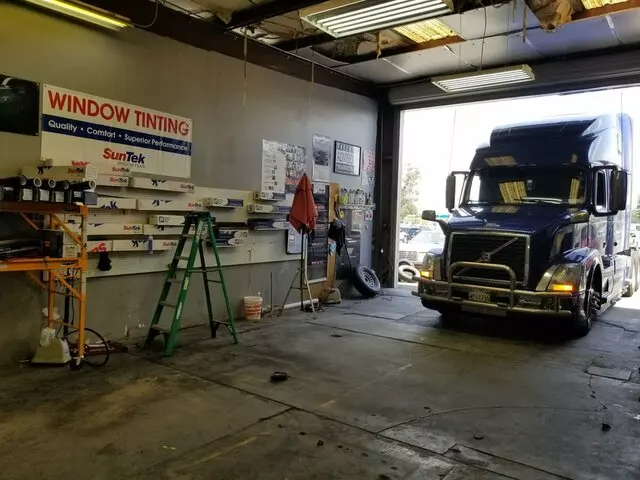 Heat Fighter Window Tinting