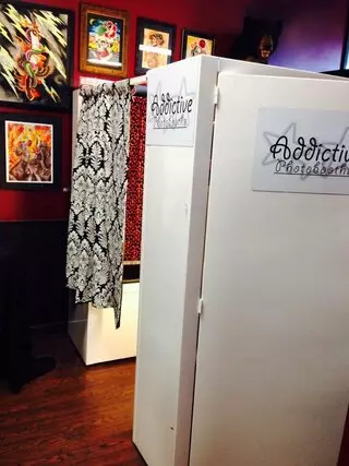Addictive Photo Booths