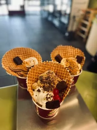 Menchie's Frozen Yogurt - Bakersfield