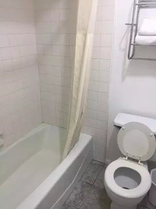 Executive Inn Suites