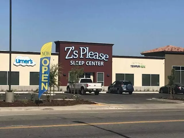 Urner&apos;s Z&apos;s Please Sleep Center