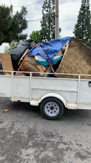 Dos Bro’s Hauling Service
