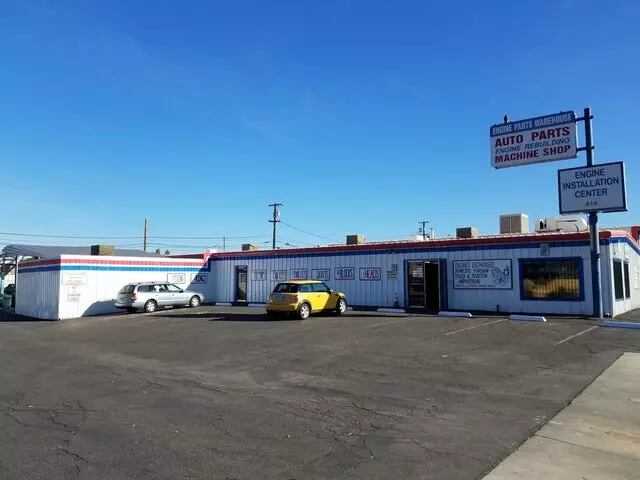 Engine Parts Warehouse