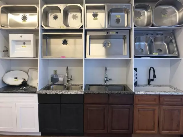Lu Granite & Cabinet