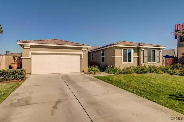 The Houses by Hall Real Estate Team