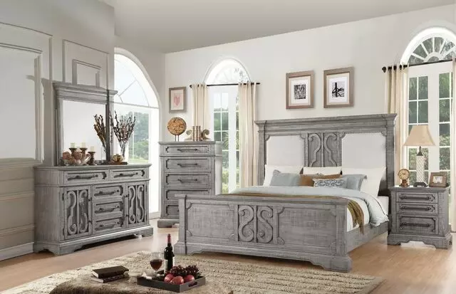 Anthony&apos;s Furniture