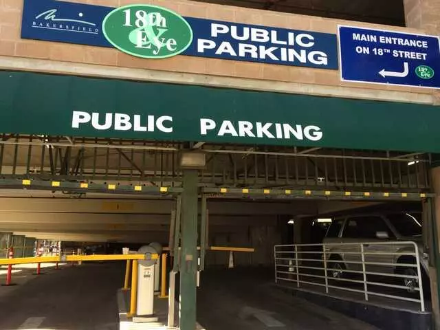 18th & Eye Public Garage