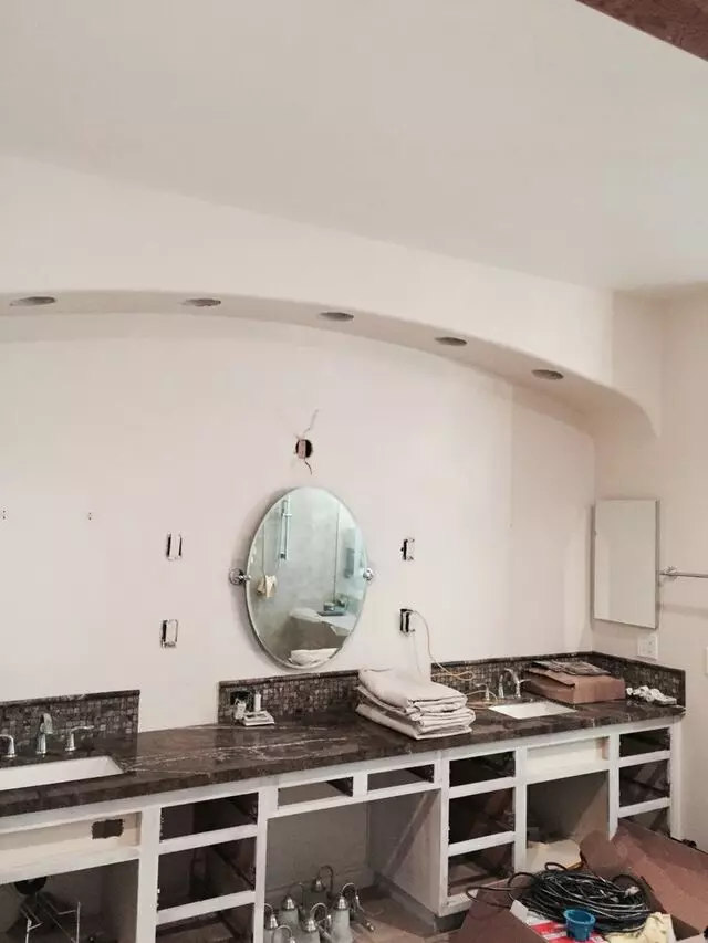 Absolute Construction
